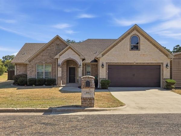 310 ROSEWOOD , Mount Pleasant, TX 75455