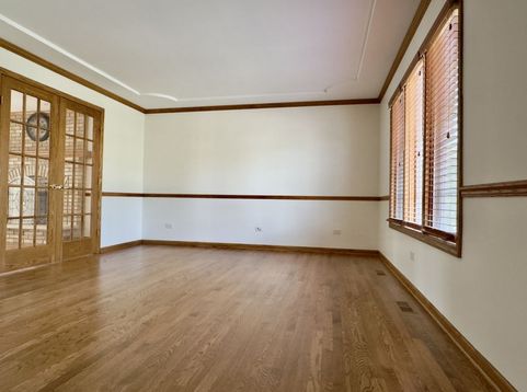 Main Photo