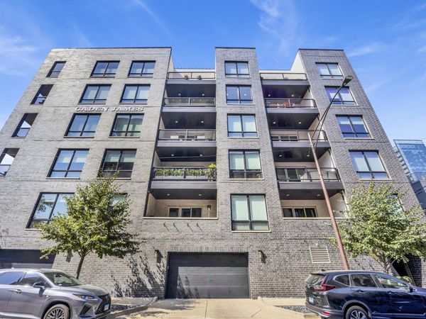 650 N Morgan Street , Unit 404, Chicago, IL 60642