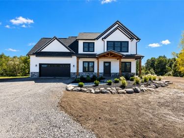 66 Parnell Drive, Churchville, NY 14428
