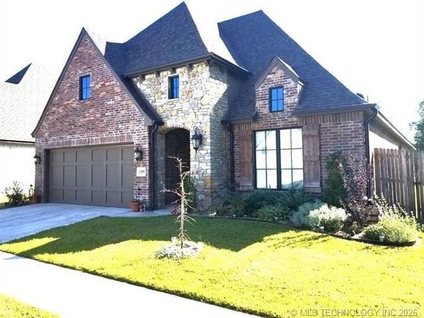12809 S Oxford Avenue E, Bixby, OK 74008