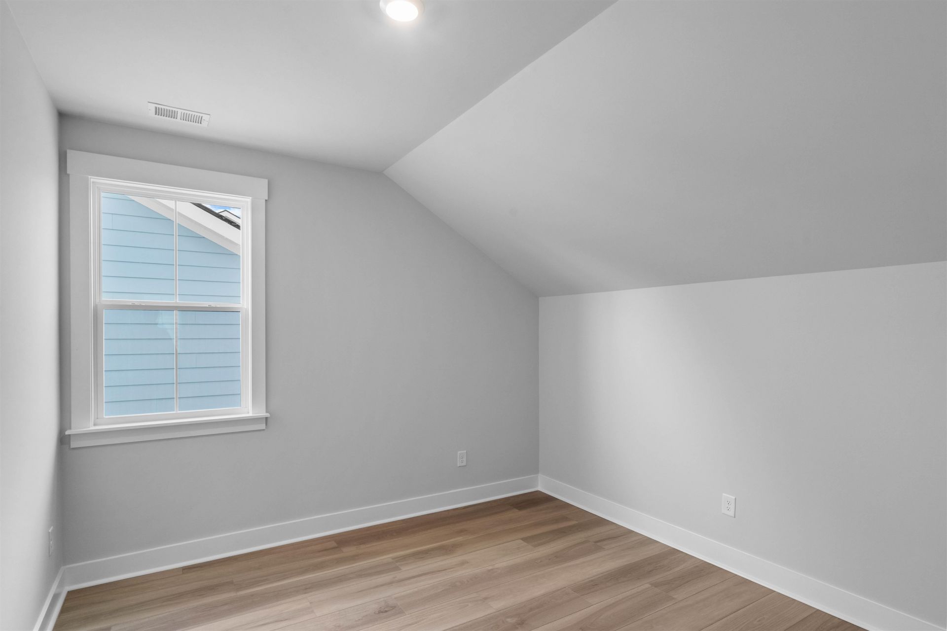 8308 Esplanade Shore Dr.  Photo 12