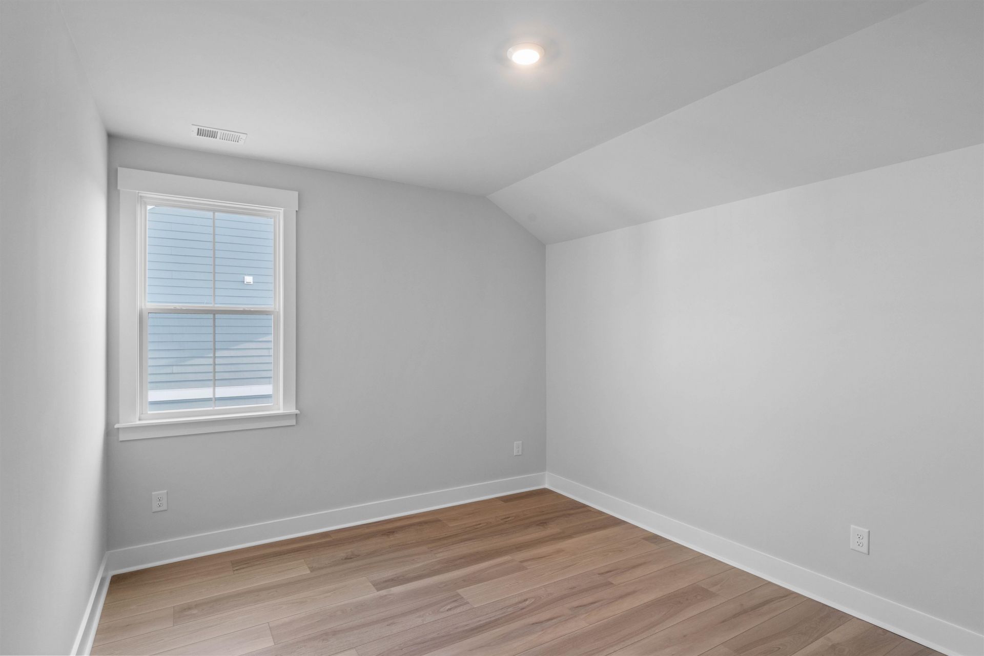 8308 Esplanade Shore Dr.  Photo 13