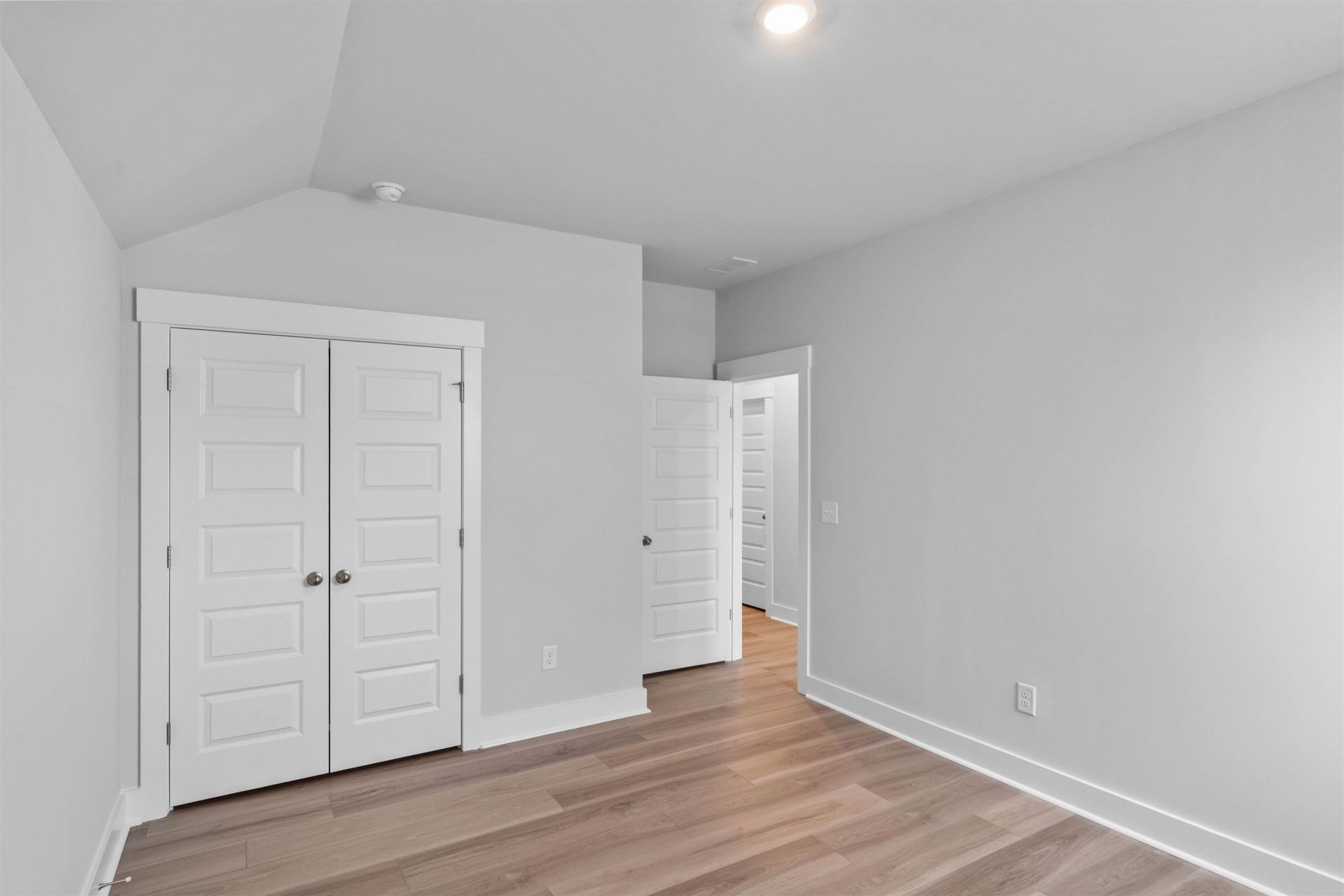 8308 Esplanade Shore Dr.  Photo 14