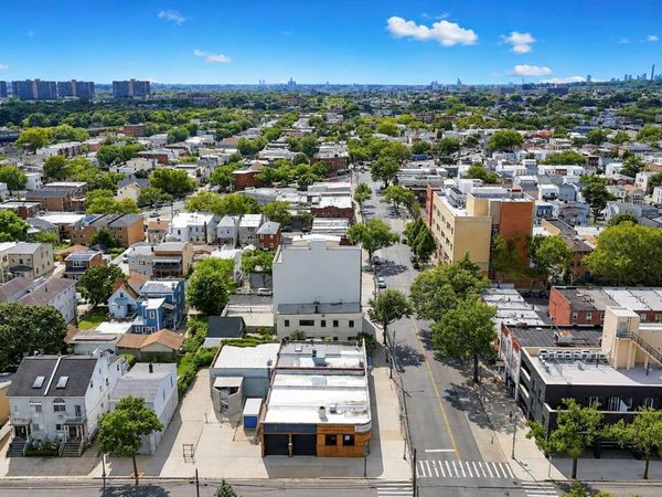 91-20 101 ave , Ozone Park, NY 11416