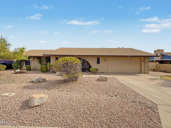 6133 E HANNIBAL Street, Mesa, AZ 85205