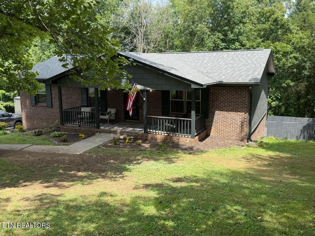 3342 Shagbark Rd, Powell, TN 37849 Main Photo