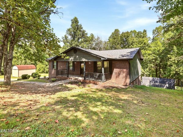 3342 Shagbark Rd, Powell, TN 37849