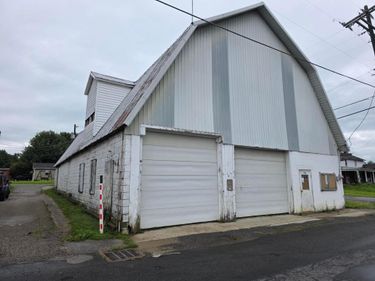 19 N Liberty Street , Alexandria, OH 43001