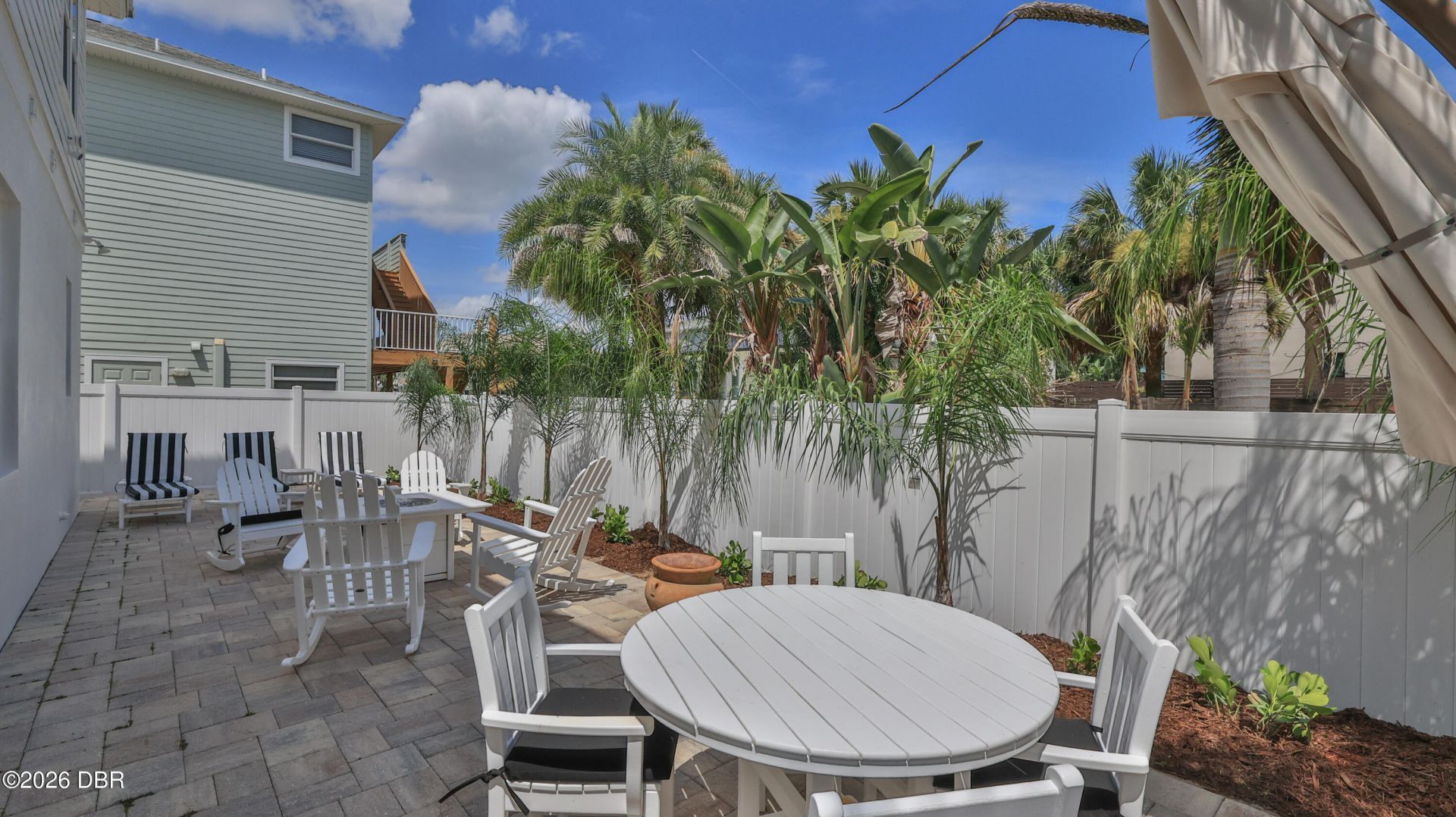 818 Ocean Avenue, New Smyrna Beach, FL 32169 Photo