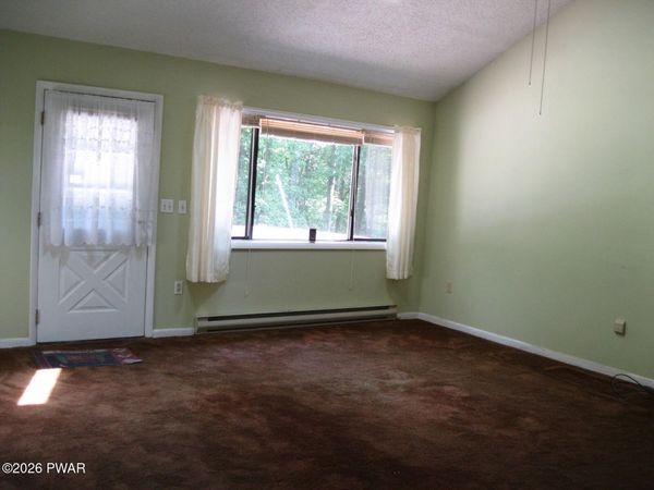 171 Deer Run Road , Hawley, PA 18428