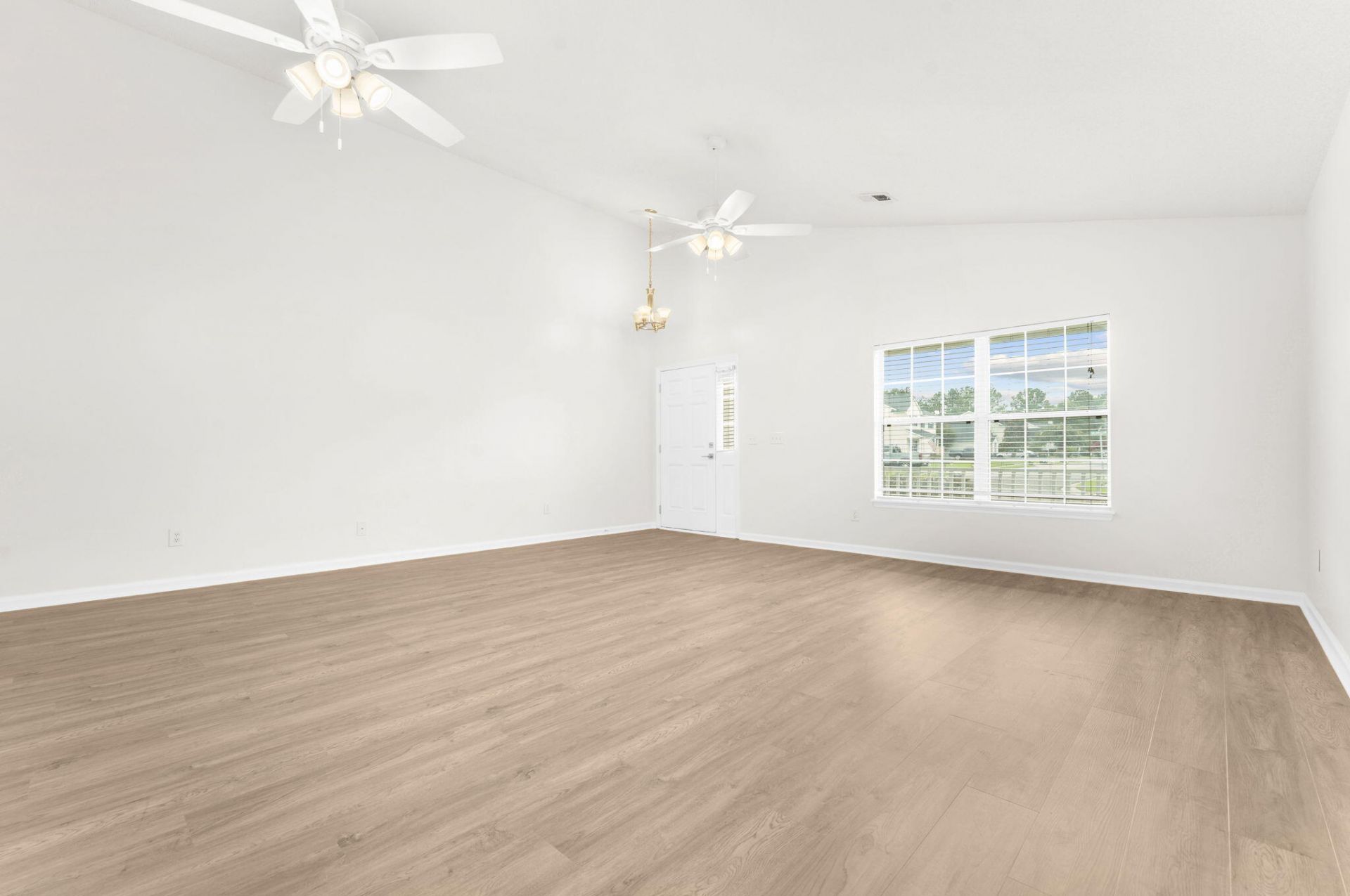 129 Balbriggan Drive Photo 5
