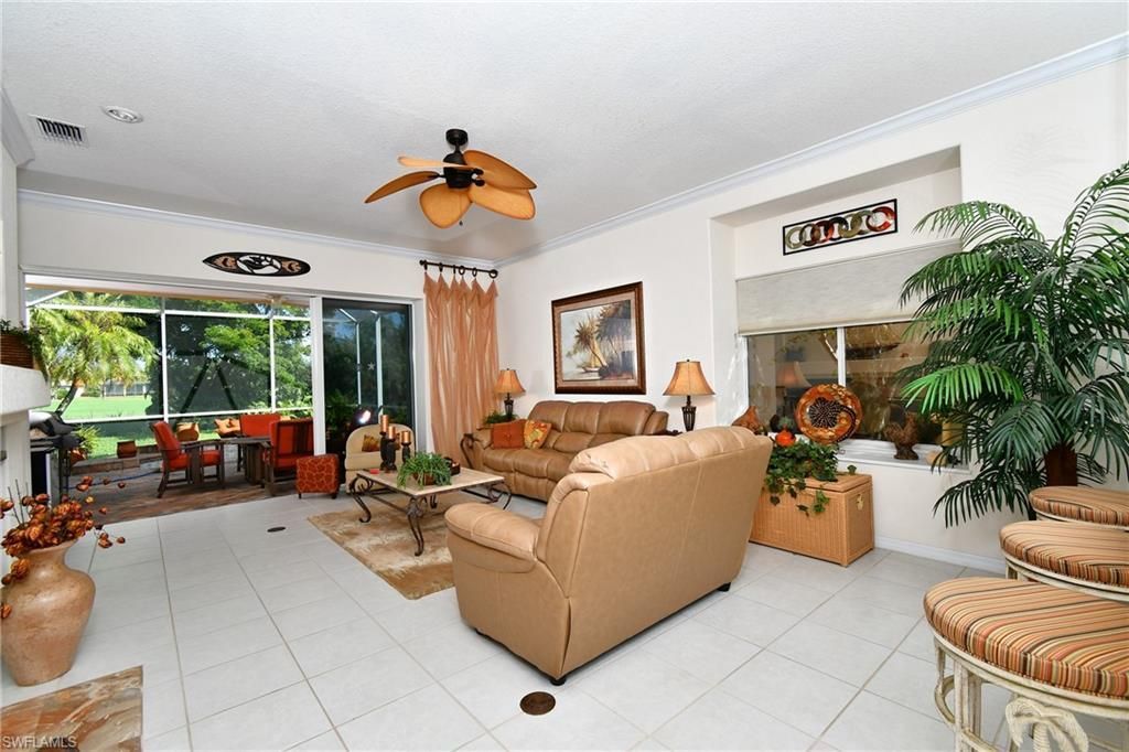 2097 Oxford Ridge Cir, Lehigh Acres, FL 33973 Photo
