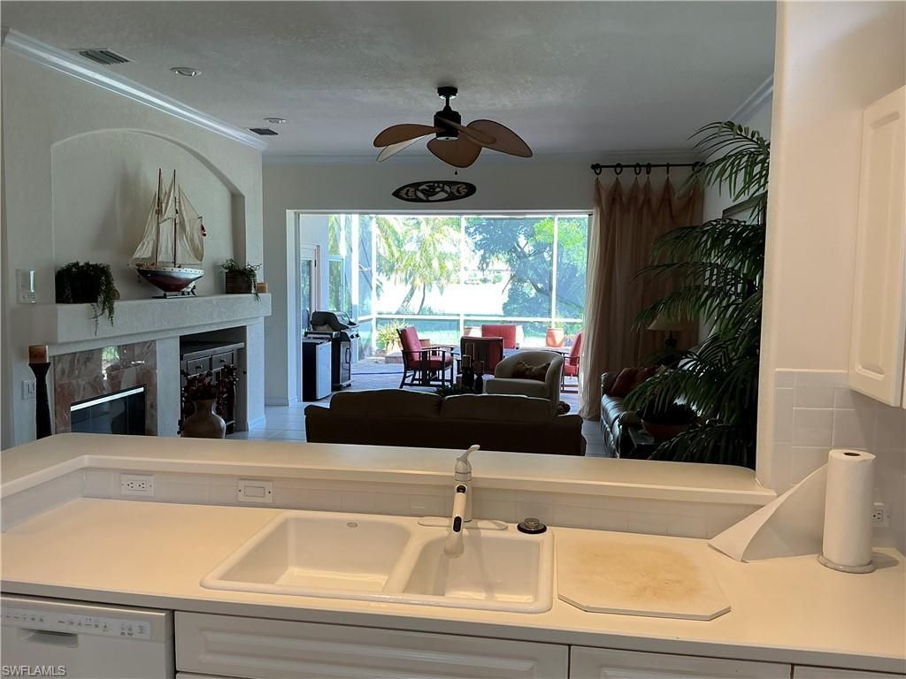 2097 Oxford Ridge Cir, Lehigh Acres, FL 33973 Photo