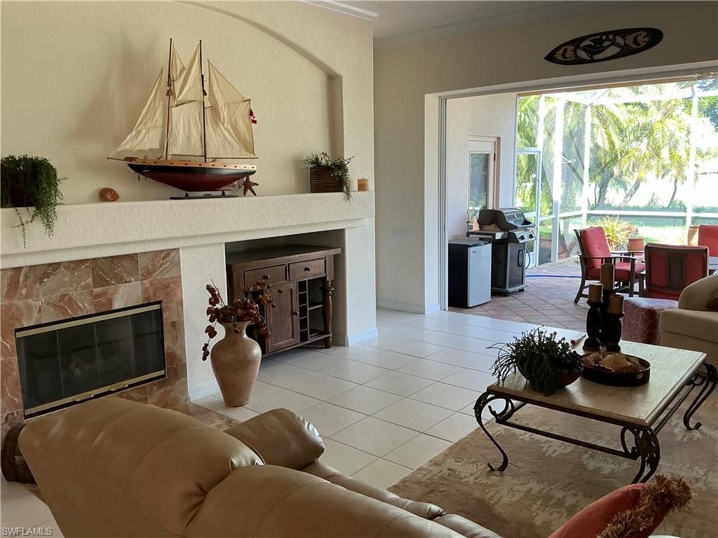 2097 Oxford Ridge Cir, Lehigh Acres, FL 33973 Photo