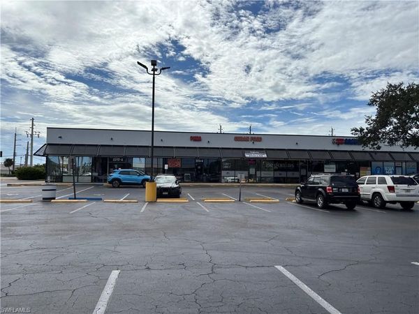 2275 Winkler AVE , Unit 2215, FORT MYERS, FL 33901