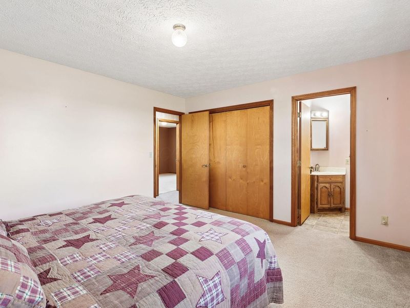 12201 Crownover Mill Road , Mount Sterling, OH 43143 Photo 17