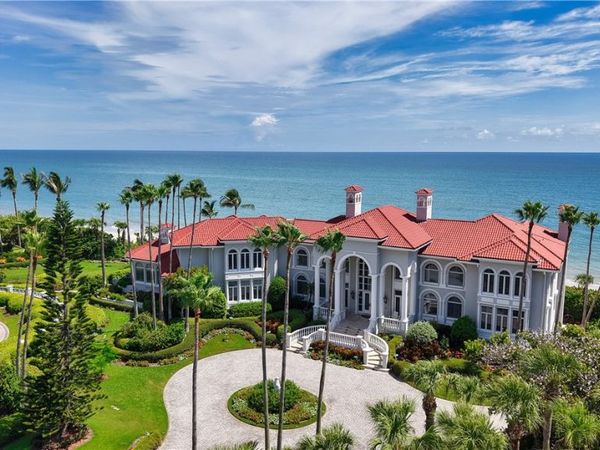 100 Seaway Court, Vero Beach, FL 32963