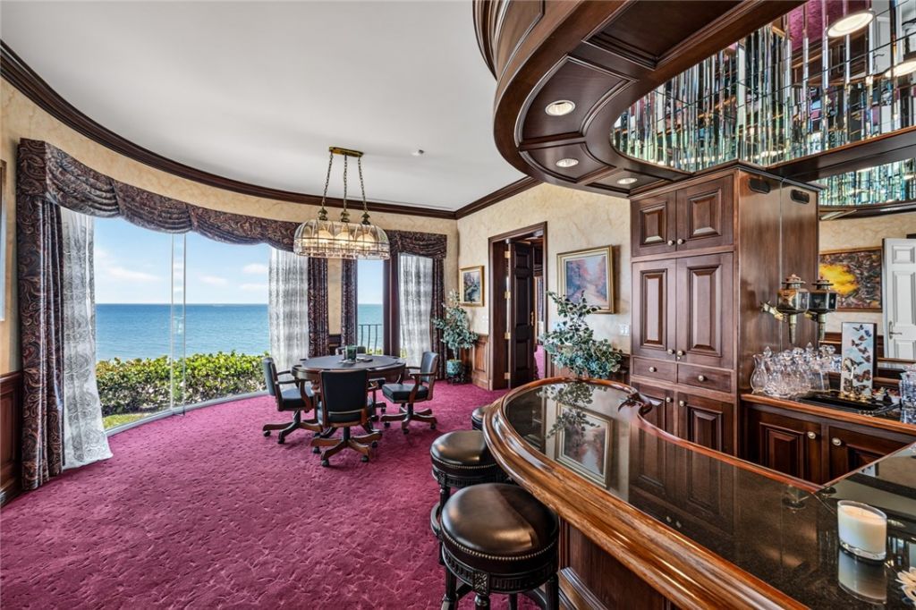 100 Seaway Court, Vero Beach, FL 32963 Photo