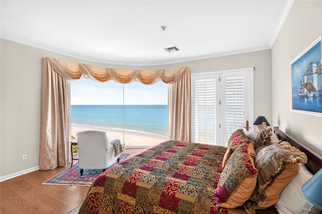 100 Seaway Court, Vero Beach, FL 32963 Photo