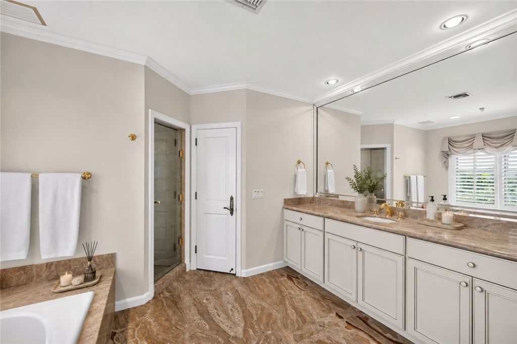 100 Seaway Court, Vero Beach, FL 32963 Photo