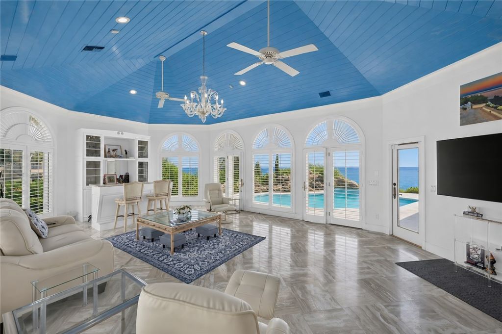 100 Seaway Court, Vero Beach, FL 32963 Photo