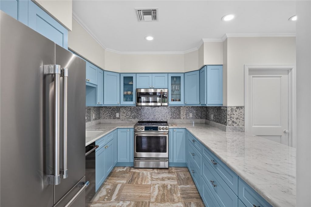 100 Seaway Court, Vero Beach, FL 32963 Photo
