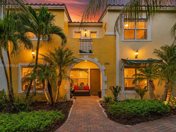 Pembroke Pines, FL 33028
