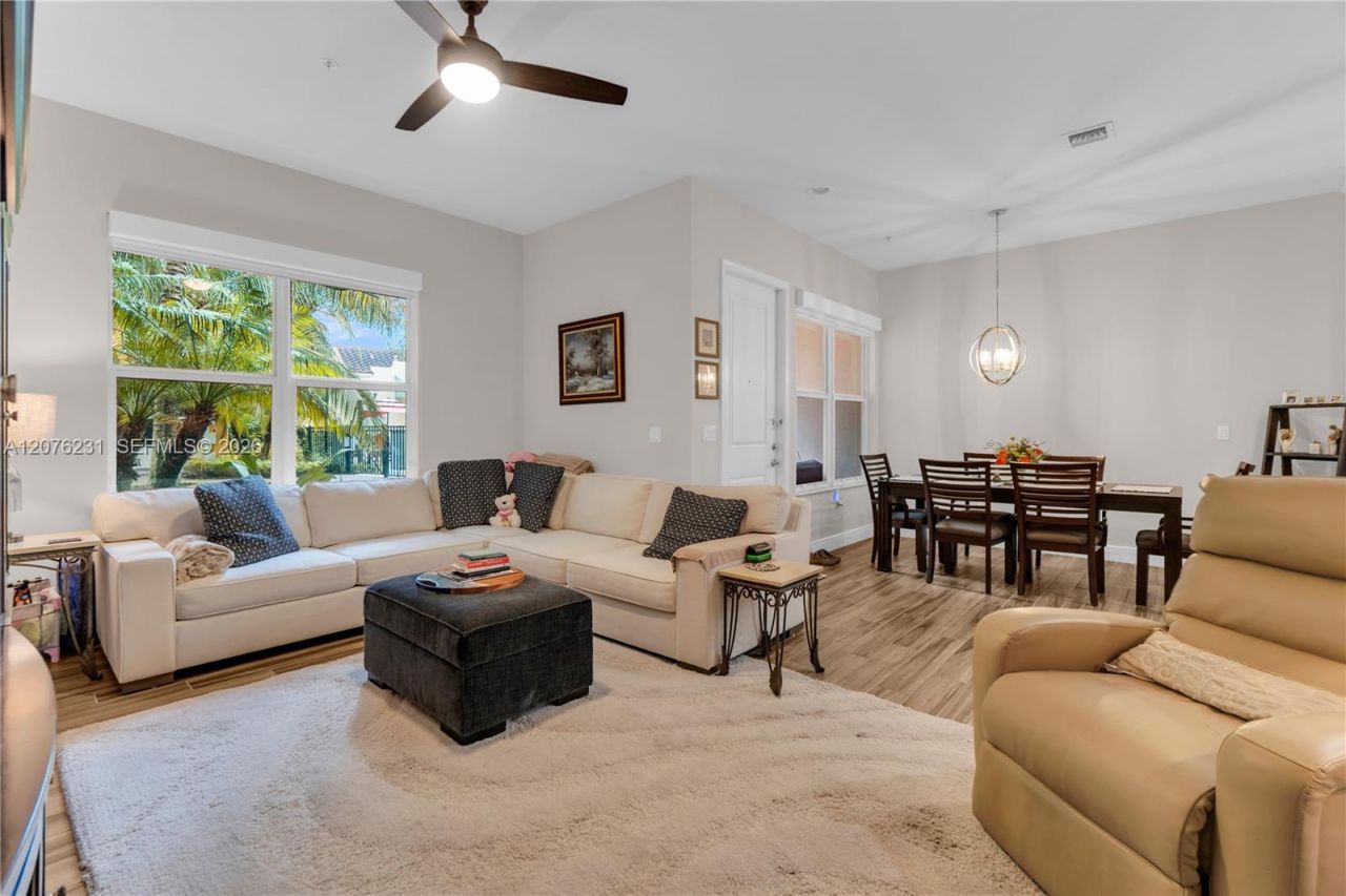 Please Call For Address, Pembroke Pines, FL 33028 Photo