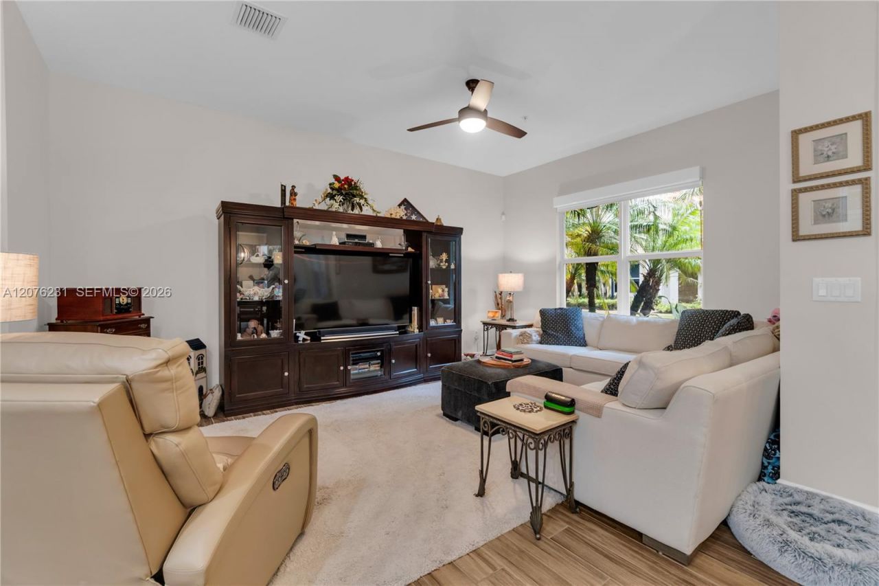 Please Call For Address, Pembroke Pines, FL 33028 Photo