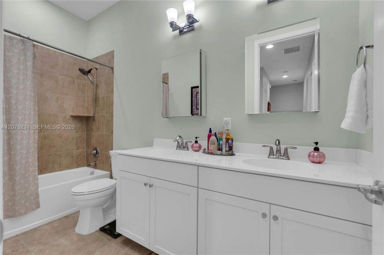 Please Call For Address, Pembroke Pines, FL 33028 Photo