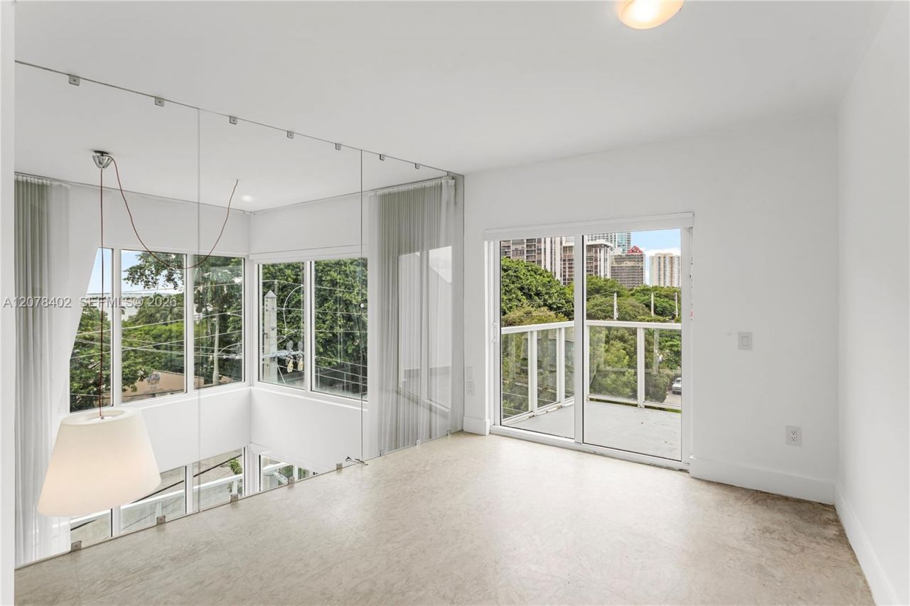 1650 Brickell Ave , Unit 201, Miami, FL 33129 Photo