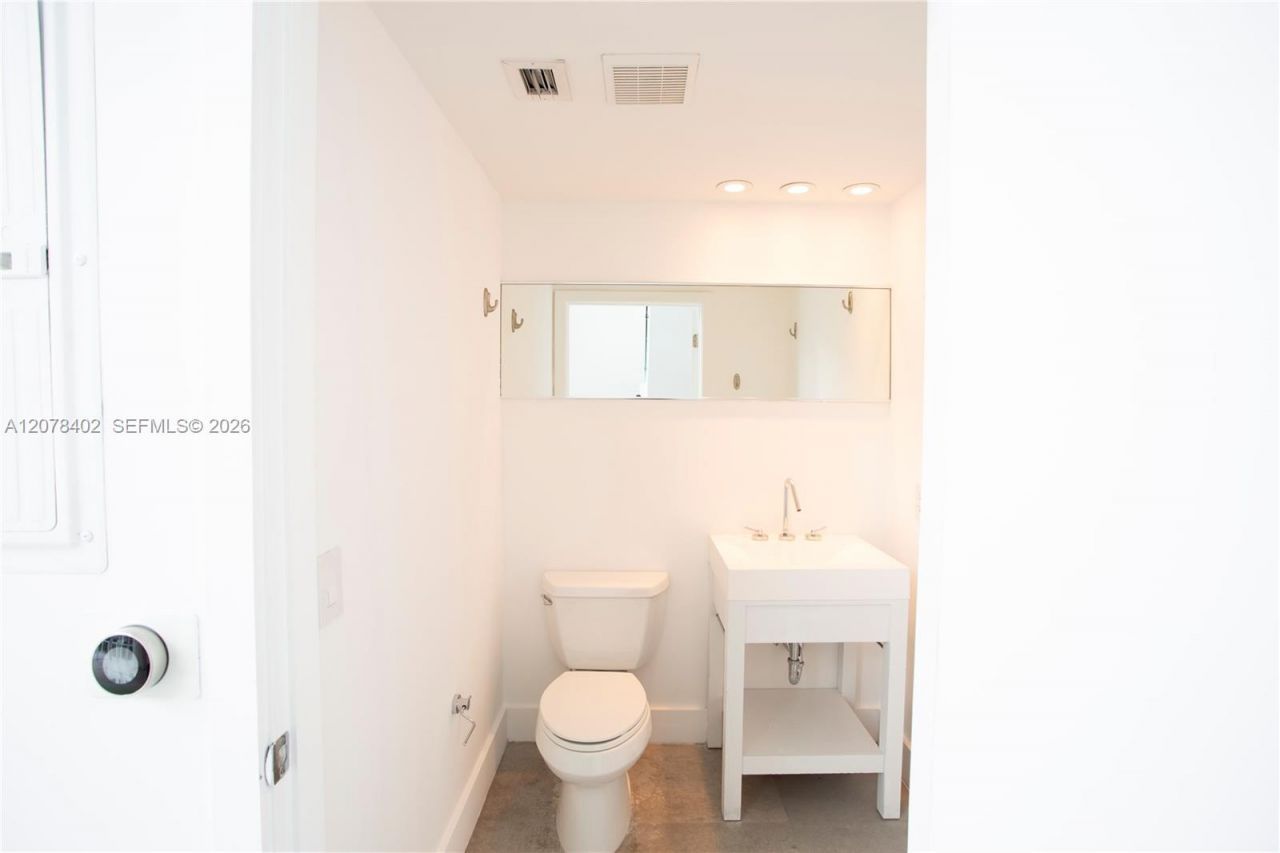 1650 Brickell Ave , Unit 201, Miami, FL 33129 Photo