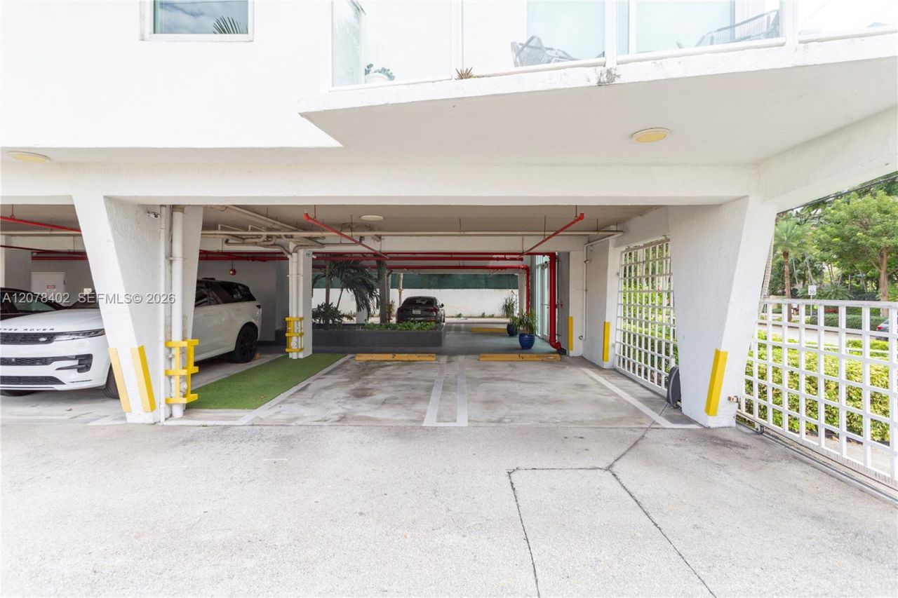 1650 Brickell Ave , Unit 201, Miami, FL 33129 Photo