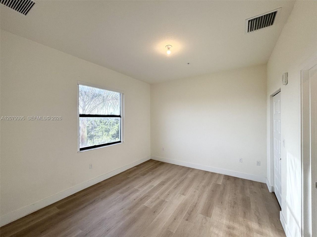 8015 NW 104th Ave, Unit 25, Doral, FL 33178 Photo