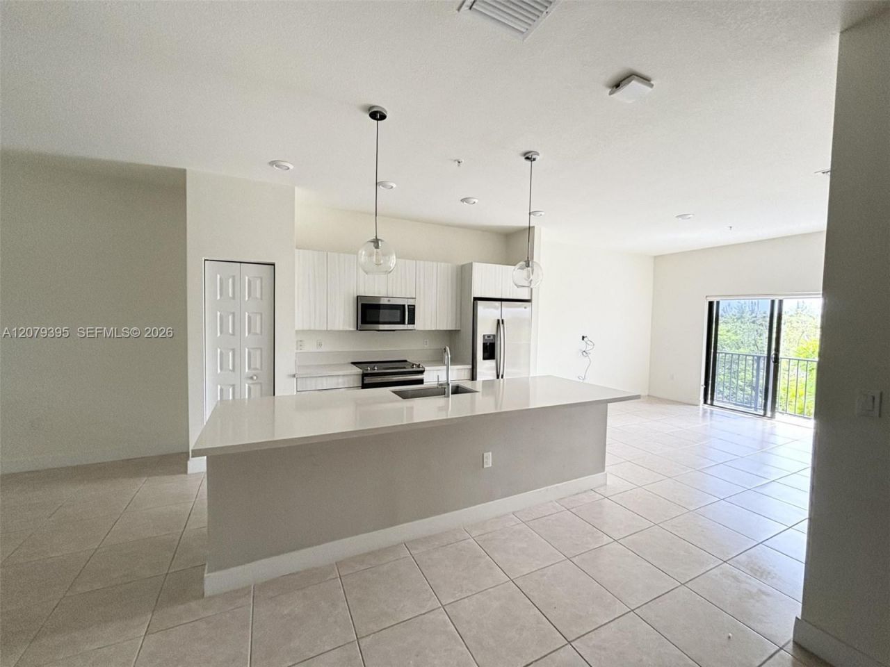 8015 NW 104th Ave, Unit 25, Doral, FL 33178 Photo