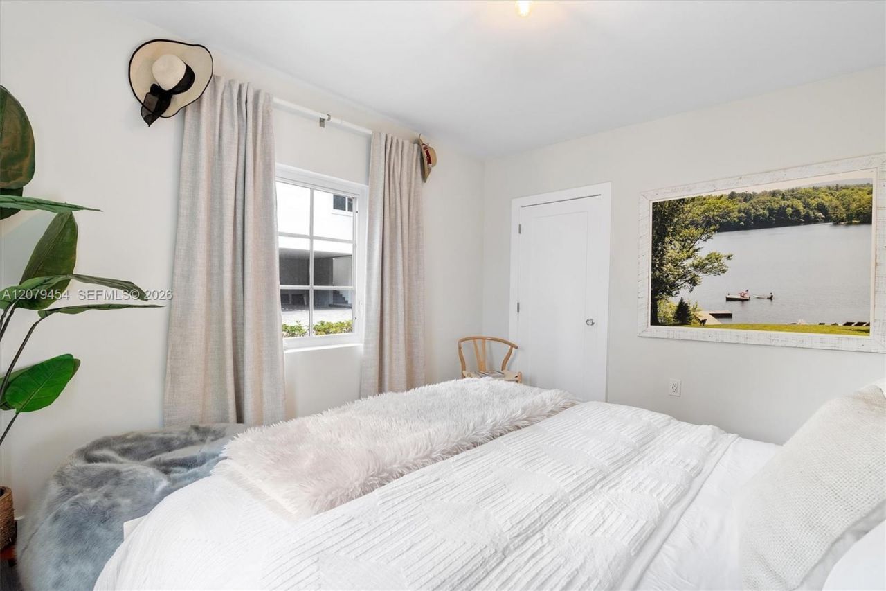 1024 Lenox Ave, Unit 1, Miami Beach, FL 33139 Photo