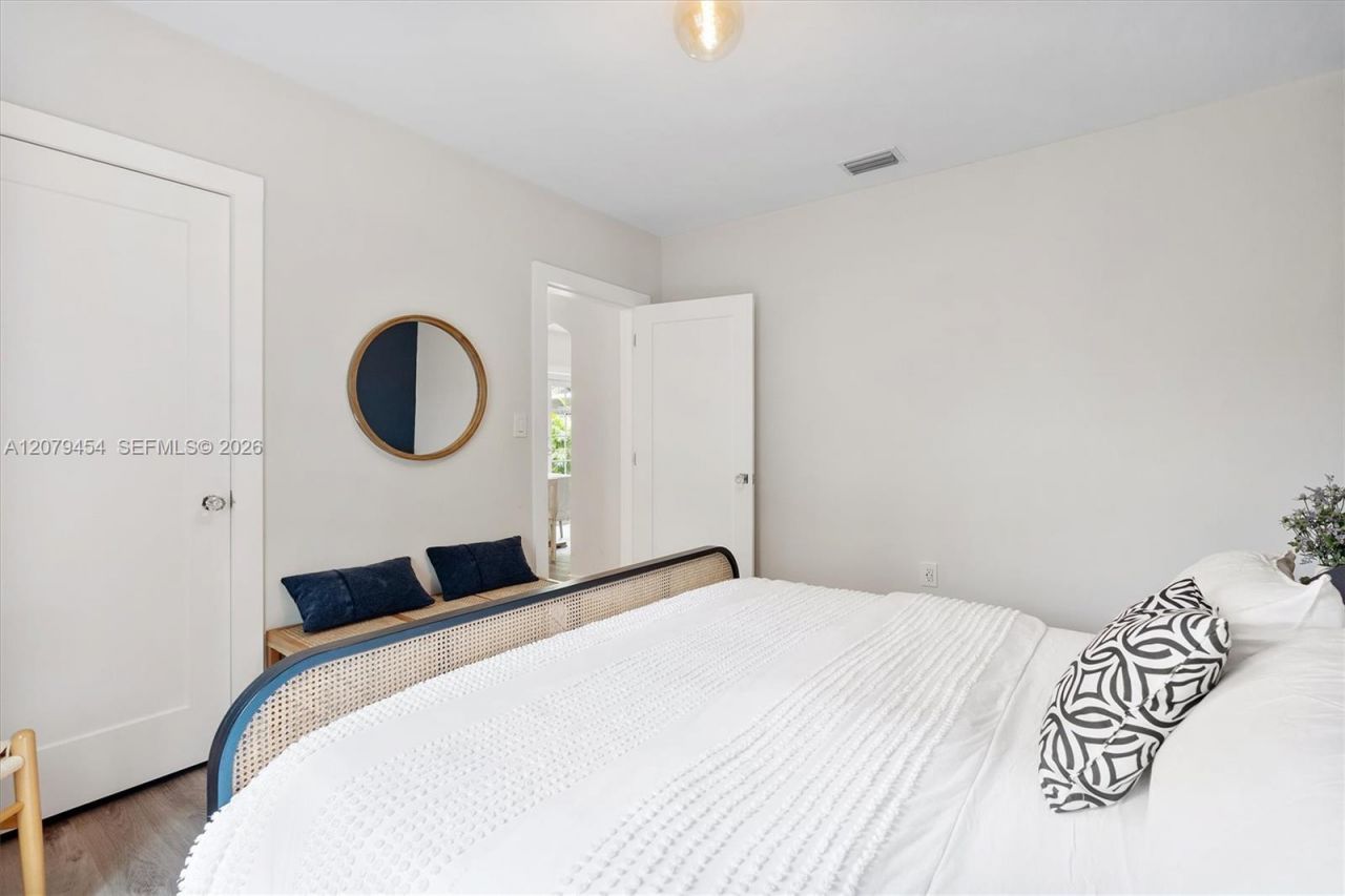 1024 Lenox Ave, Unit 1, Miami Beach, FL 33139 Photo