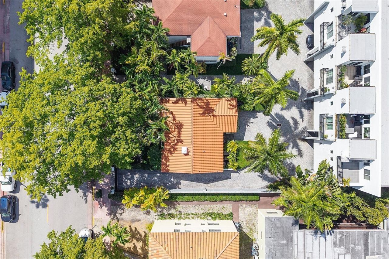 1024 Lenox Ave, Unit 1, Miami Beach, FL 33139 Photo