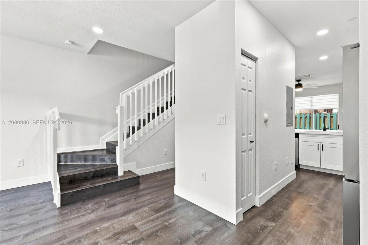 9145 SW 227th St , Unit 4, Cutler Bay, FL 33190 Photo