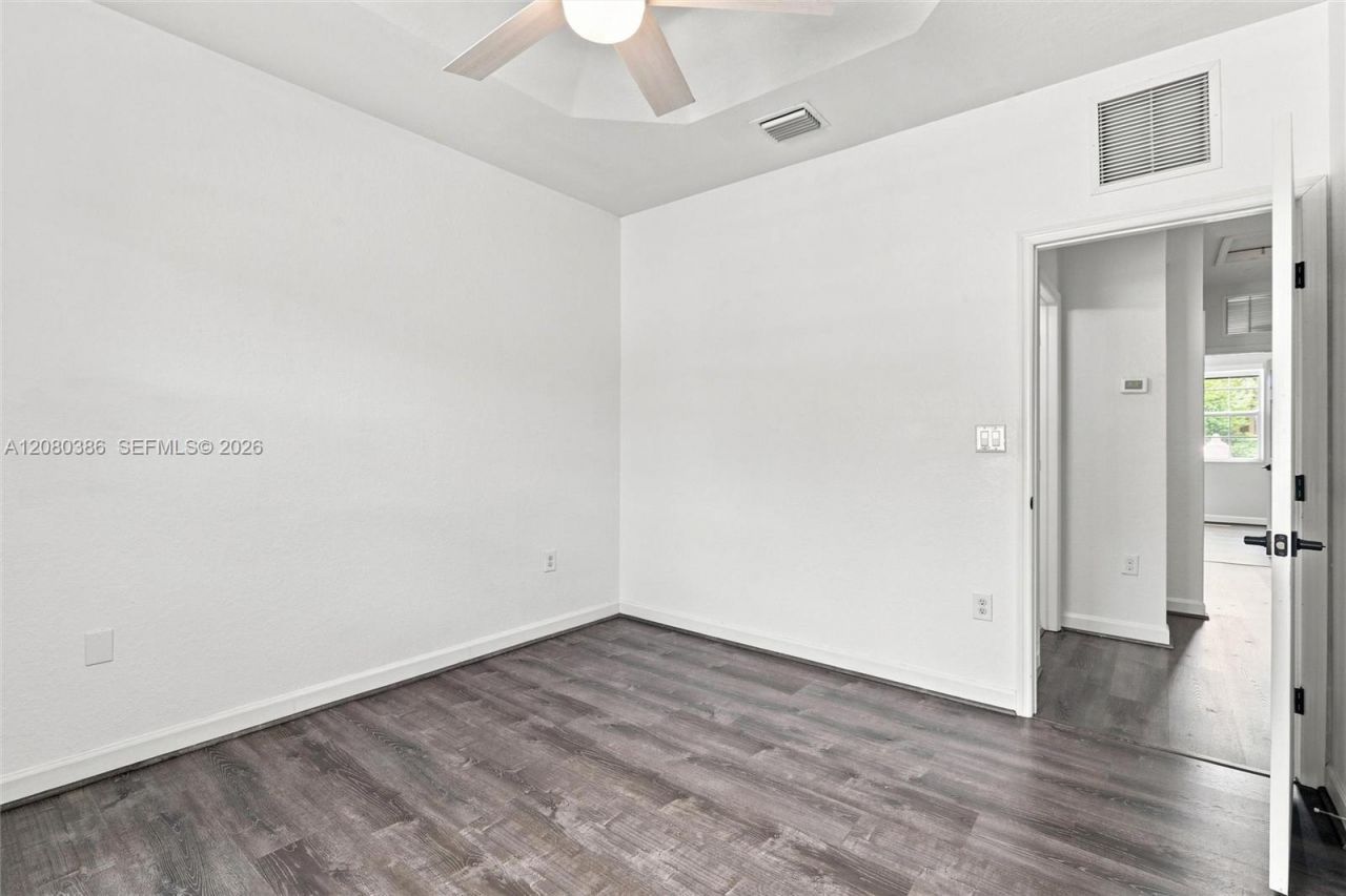 9145 SW 227th St , Unit 4, Cutler Bay, FL 33190 Photo