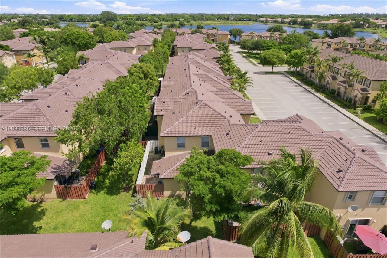 9145 SW 227th St , Unit 4, Cutler Bay, FL 33190 Photo