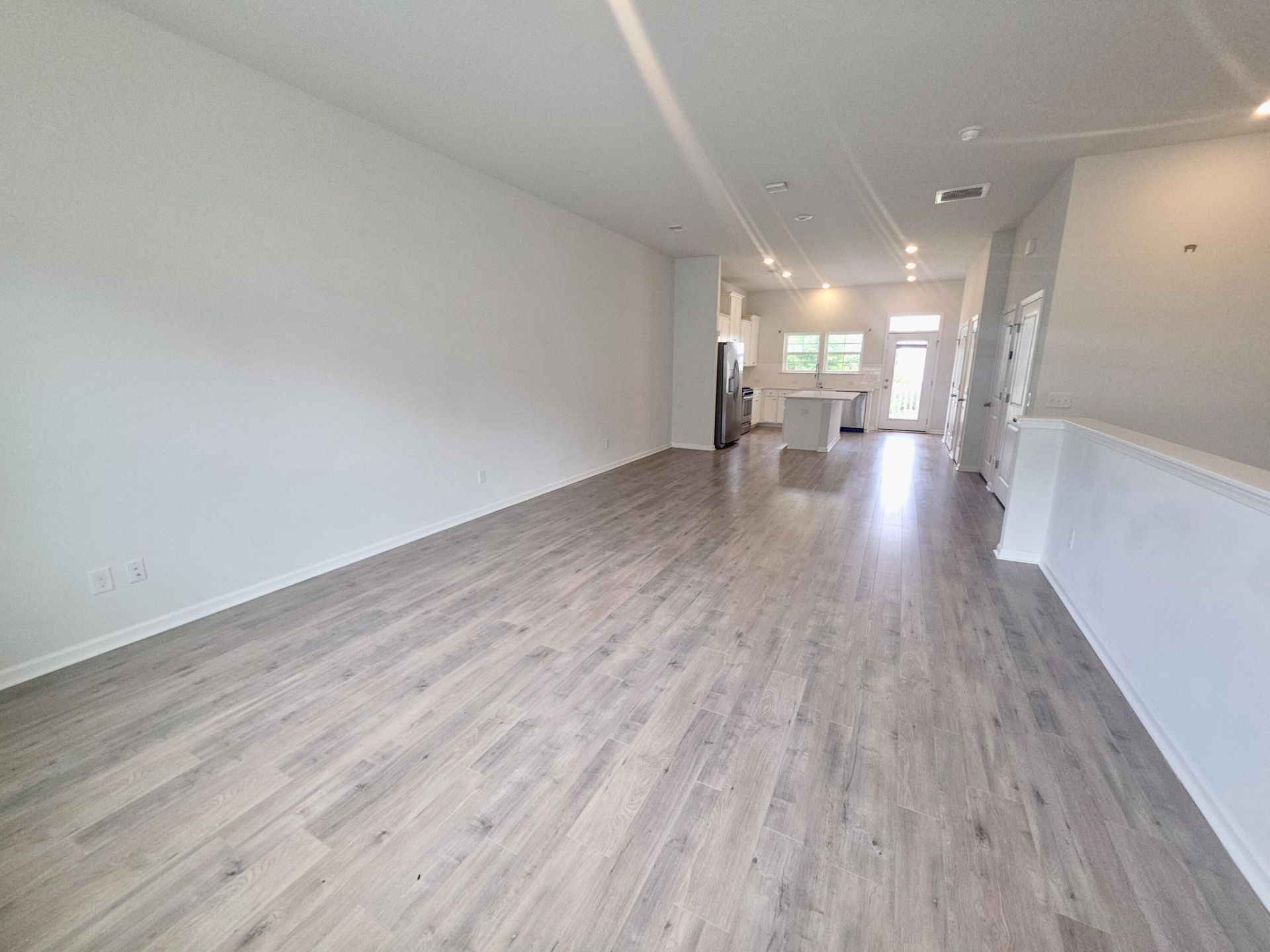 365 Spindlewood Way Photo 4