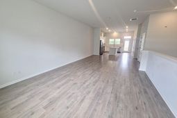 365 Spindlewood Way photo 4