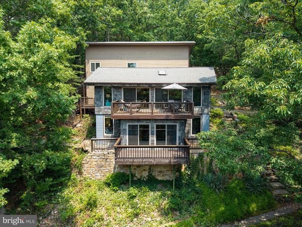 44 WILKINS LANE, MAURERTOWN, VA 22644
