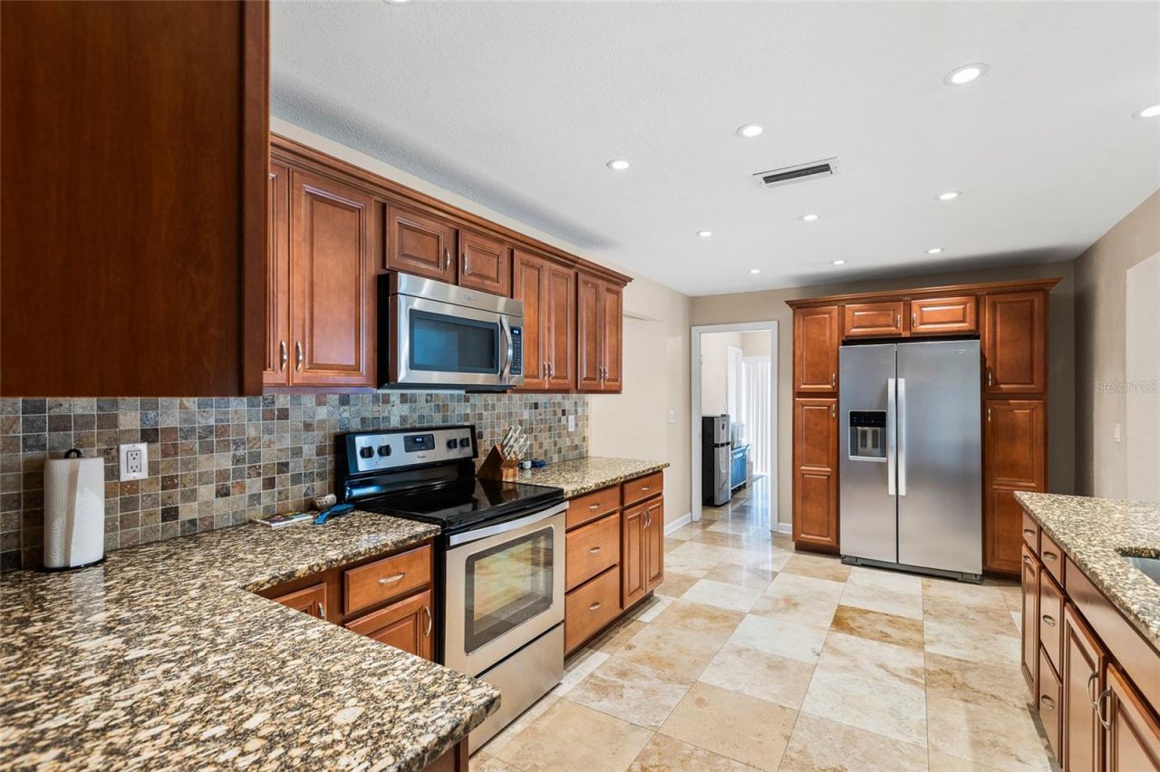12152 Bonnie Terrace, Seminole, FL 33772 Photo