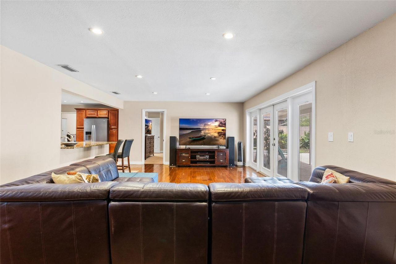 12152 Bonnie Terrace, Seminole, FL 33772 Photo