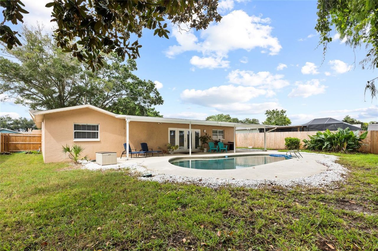 12152 Bonnie Terrace, Seminole, FL 33772 Photo