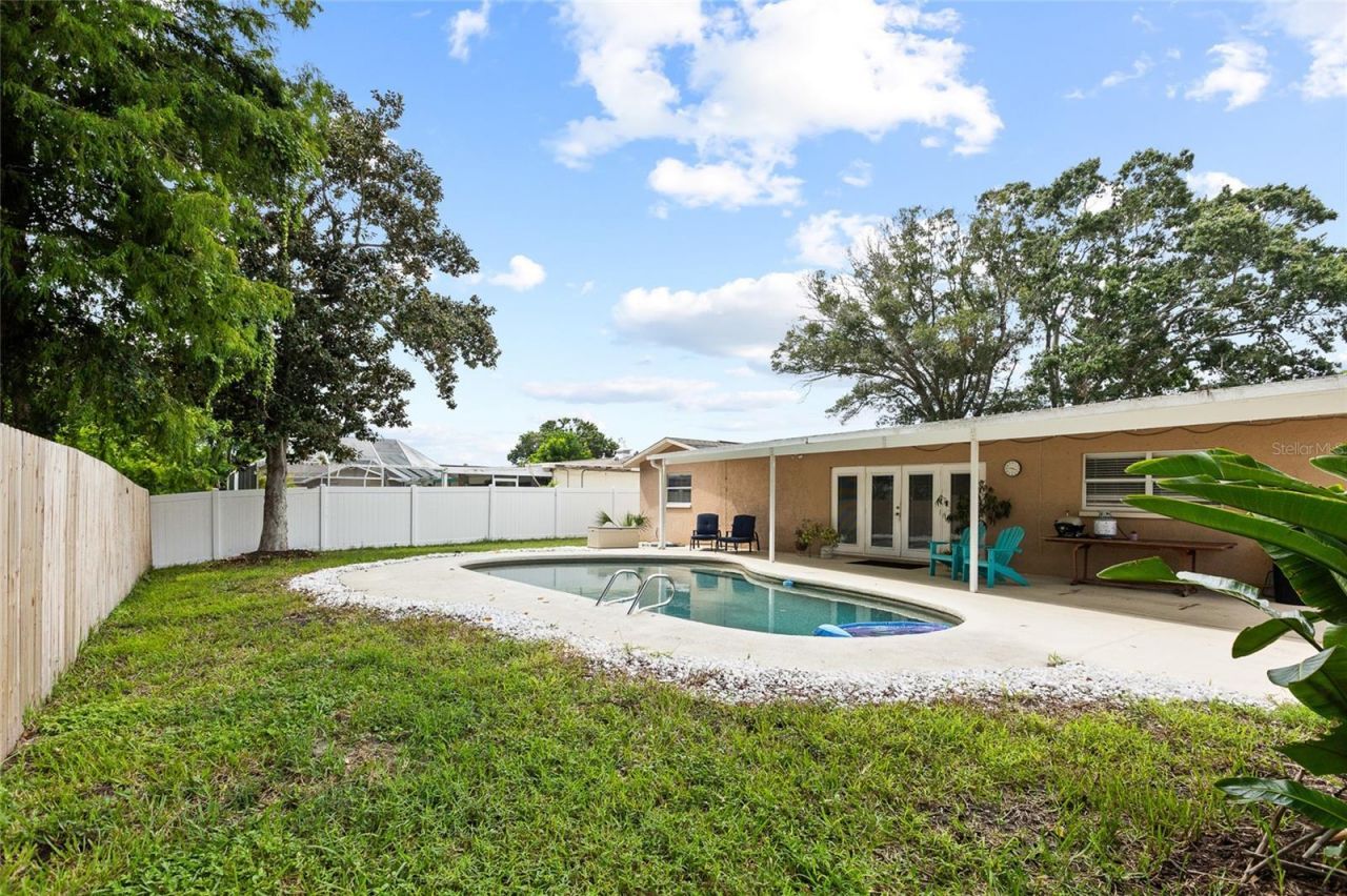 12152 Bonnie Terrace, Seminole, FL 33772 Photo