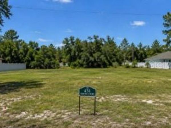 451 HAWICK COURT , LAKE PLACID, FL 33852